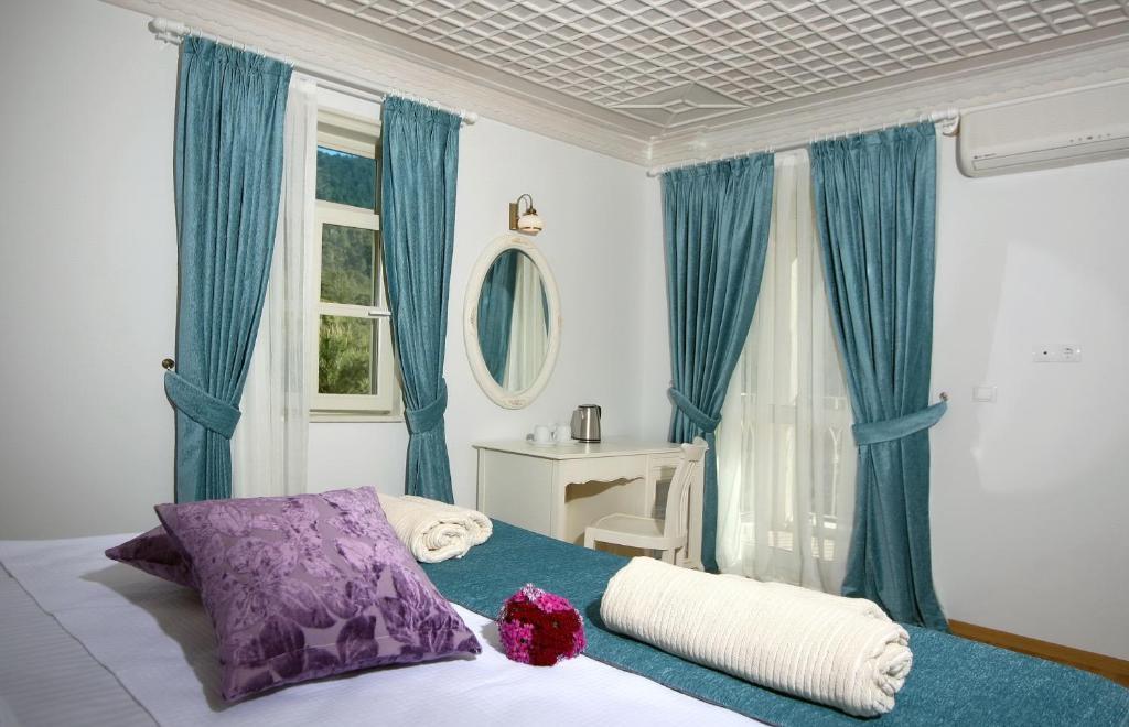 Petunya Konak Boutique Hotel İçmeler Phòng bức ảnh
